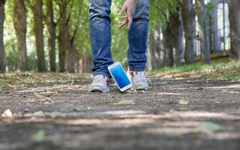 Wertgarantie-Studie: Durchschnittlich zwei Jahre bis Schrott / Elektro- und Haushaltsgeräte gehen recht schnell kaputt: Vor allem Smartphones sind sehr schadensanfällig - Foto: presseportal.de