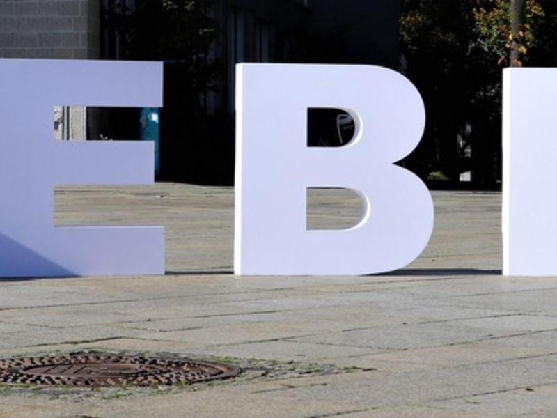 POL-NE: Eine schwerverletzte Person bei Zusammenstoß mit Lkw - Foto: presseportal.de