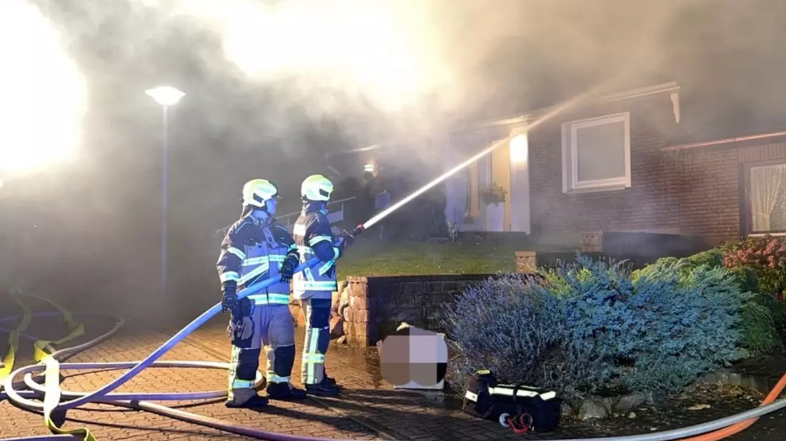 FW-SE: Kellerbrand einer Doppelhaushälfte - Bild: presseportal.de
