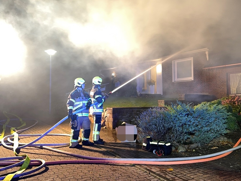 FW-SE: Kellerbrand einer Doppelhaushälfte - Foto: presseportal.de