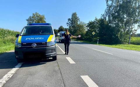 POL-DH: --- Landkreis - Polizei kontrolliert ca. 2000 Fahrzeuge --- - Bild: presseportal.de