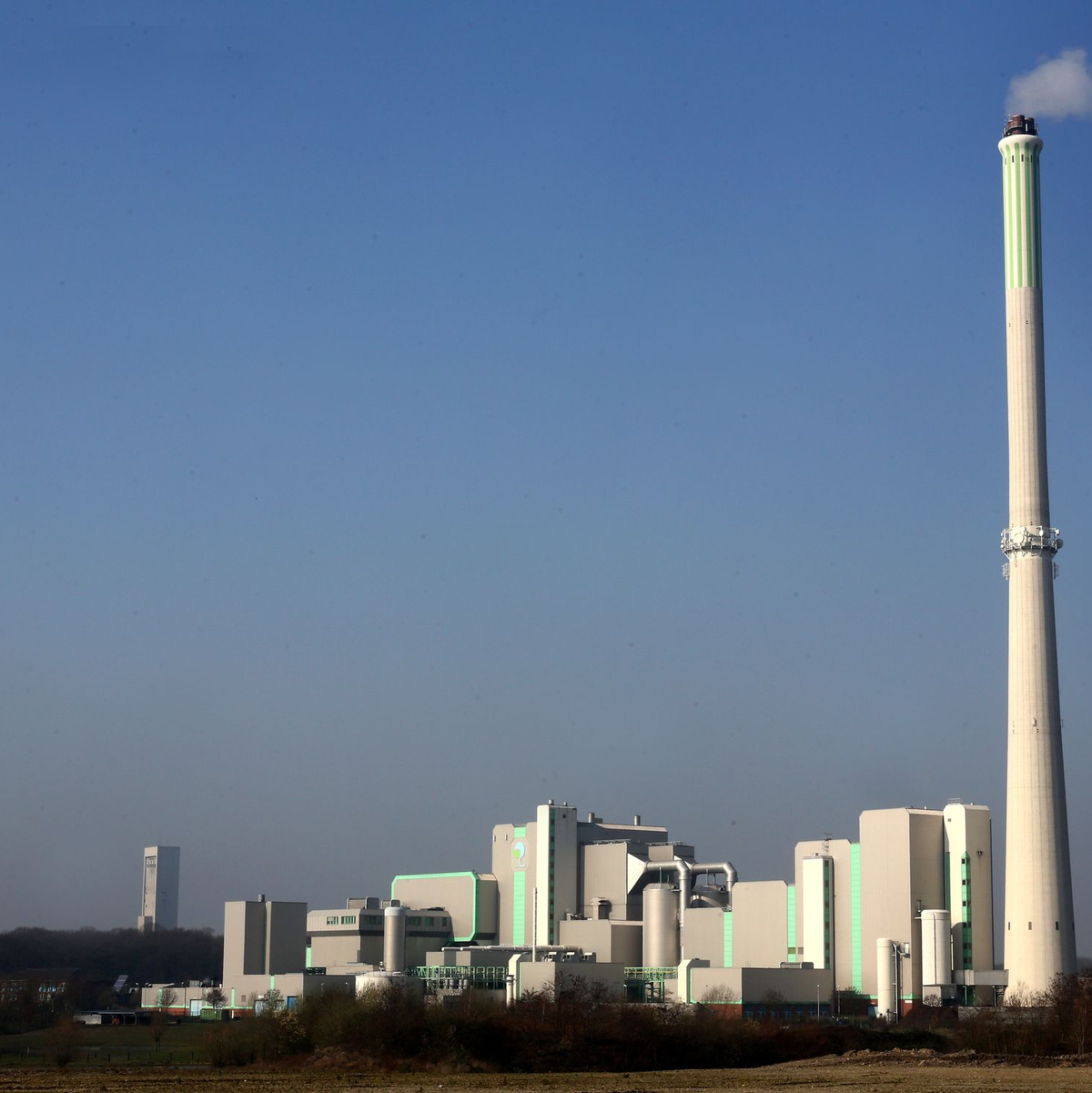 In Müllverbrennungsanlagen wird Hausmüll bei 860 Grad verbrannt. - Foto: picture alliance / dpa