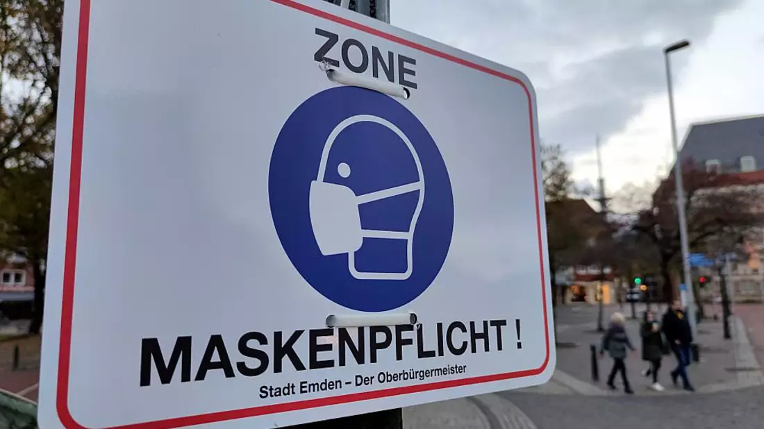 Maskenpflicht in der Innenstadt von Emden (Archiv) - Bild: über dts Nachrichtenagentur