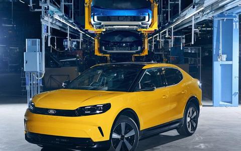 Neuer, vollelektrischer Ford Capri auf dem Weg zu Kunden - Foto: presseportal.de