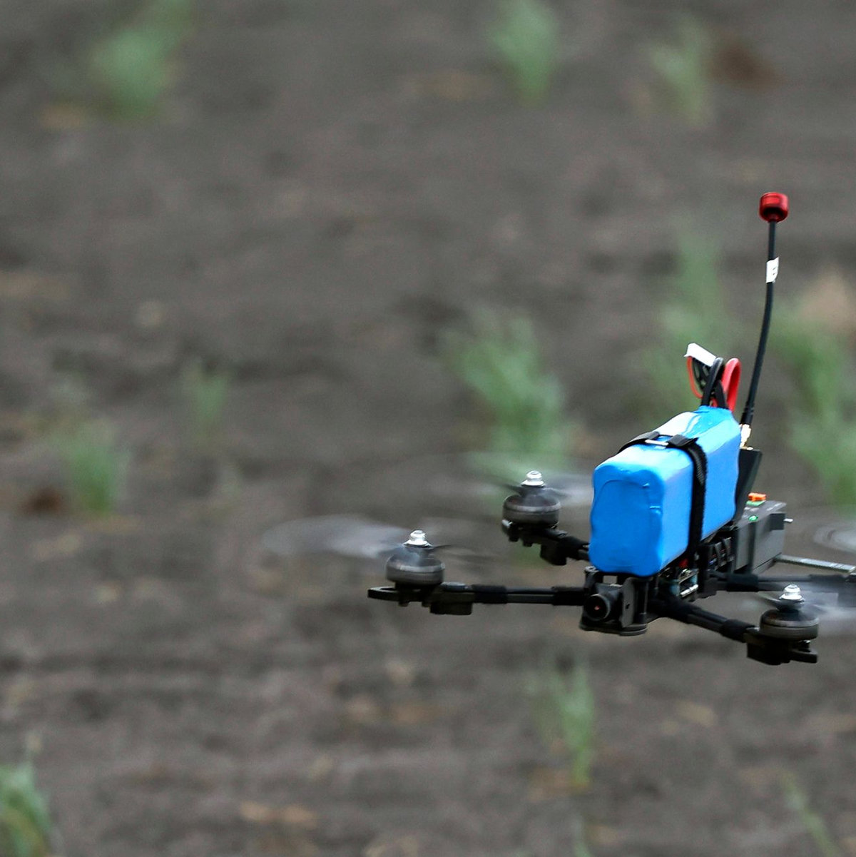 Ukrainische Drohnen sollen ein Treibstofflager in Russland in Brand gesetzt haben. (Archivbild) - Foto: ---/Ukrinform/dpa