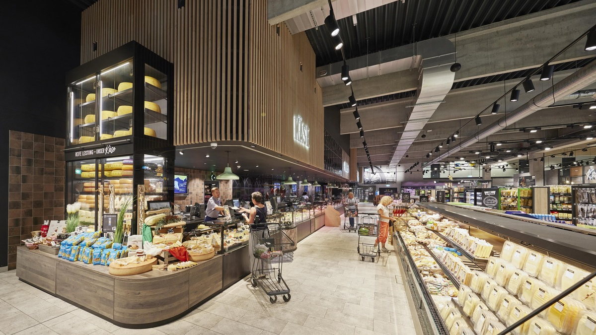 Aktuelle CPS GfK-Verbraucherstudie / EDEKA zum fünften Mal in Folge zum besten Lebensmittelhändler gewählt - Foto: presseportal.de