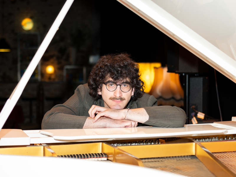 Der Musikpreis der deutschen Wirtschaft geht an den Pianisten Giorgi Gigashvili - Foto: presseportal.de