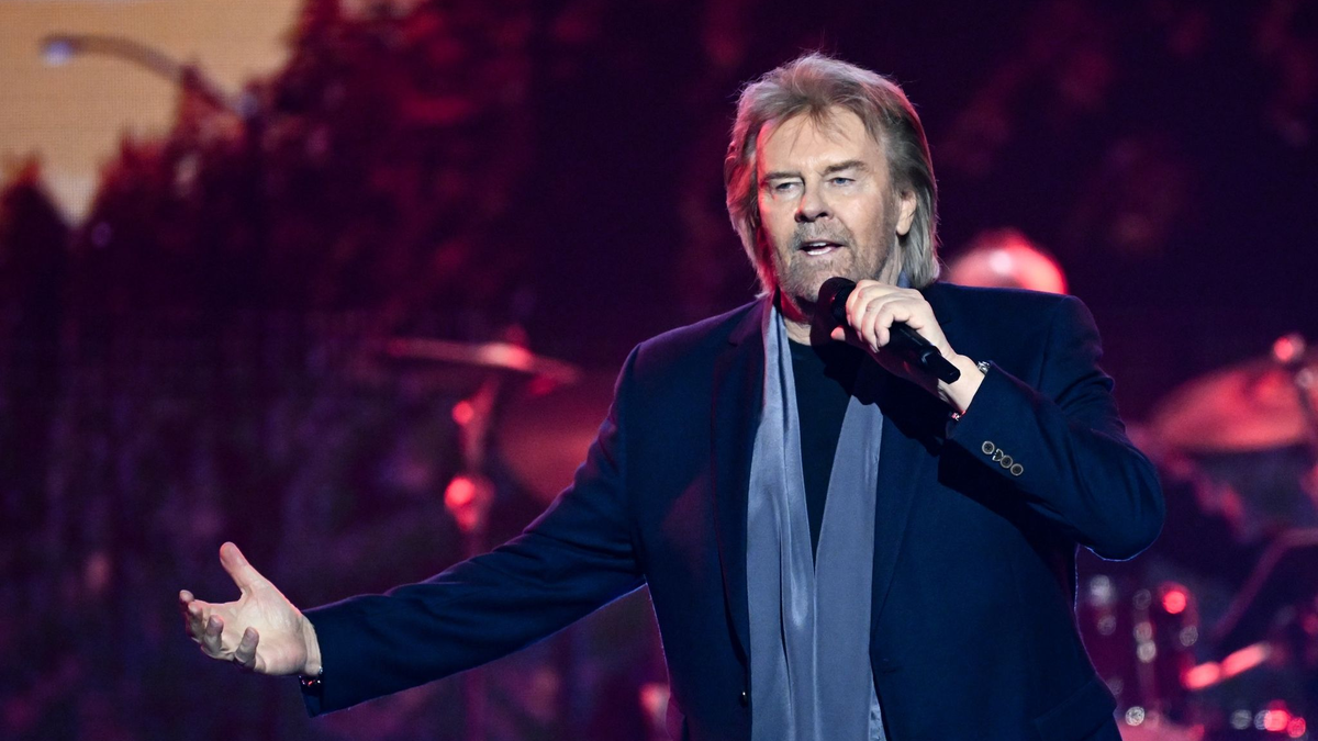Mit 80 soll Schluss sein - Schlagerstar Howard Carpendale will 2026 zum letzten Mal auf Tournee gehen. Archivbild - Foto: Britta Pedersen/dpa