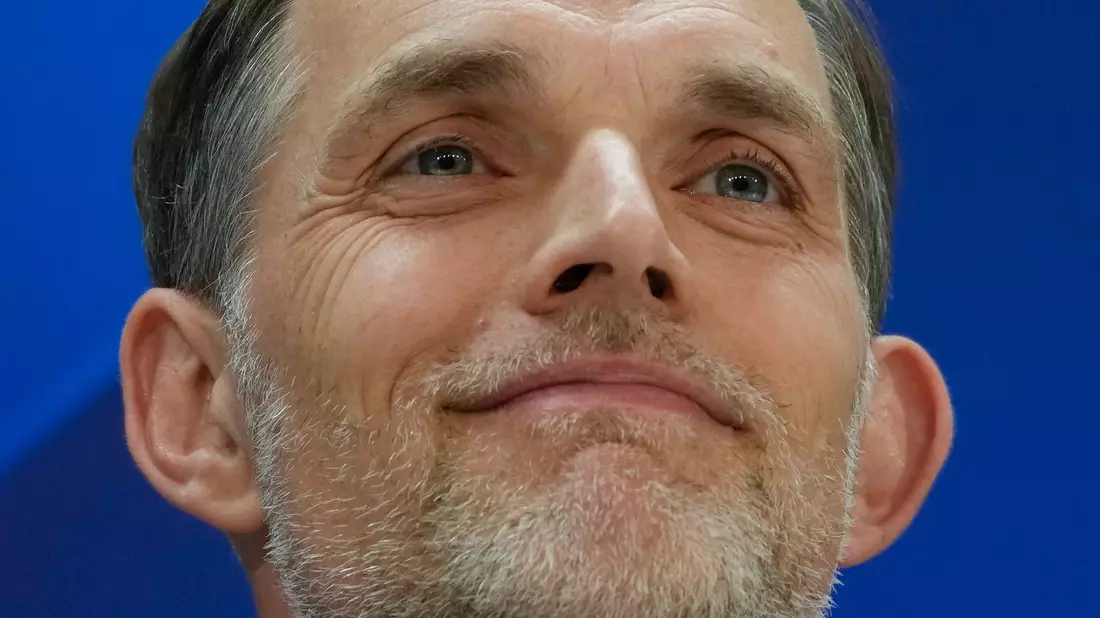 Nur wenige Monate nach seinem Bayern-Aus übernimmt Thomas Tuchel die Nationalmannschaft von England. - Bild: Paul White/AP/dpa