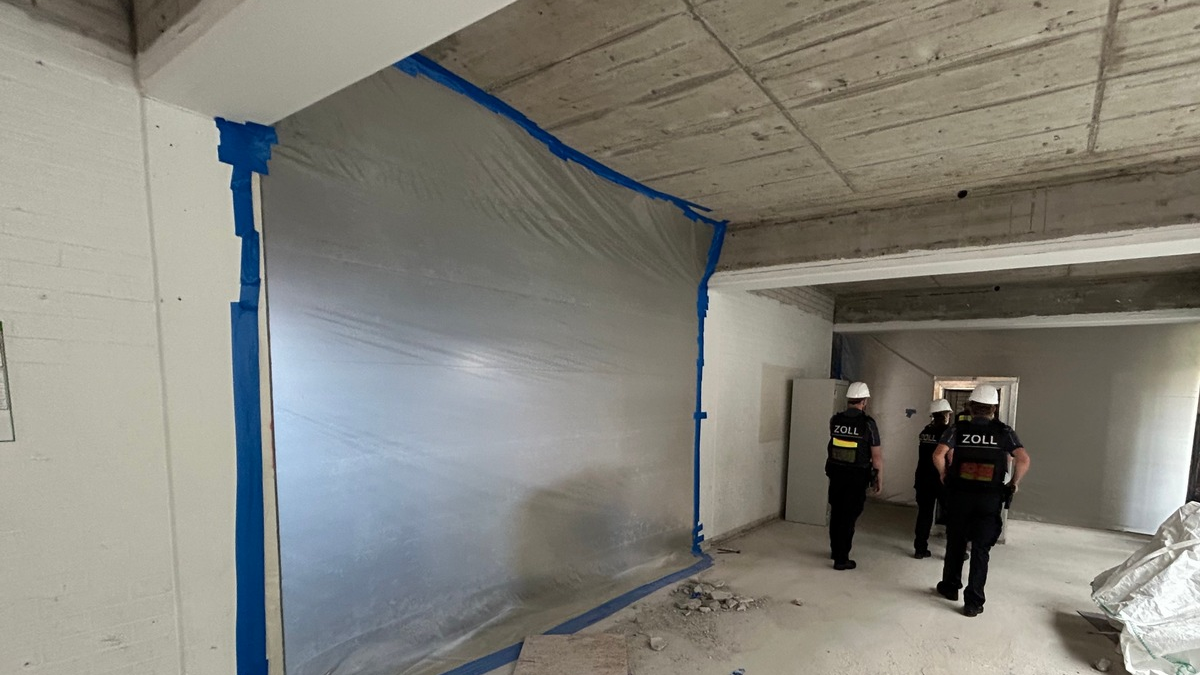 HZA-RO: ZOLL prüft wegen möglicher Schwarzarbeit im Landkreis Traunstein - Foto: presseportal.de