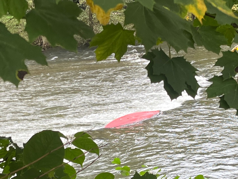 FW-PL: Kanufahrer gekentert. Person aus Lenne gerettet. - Foto: presseportal.de