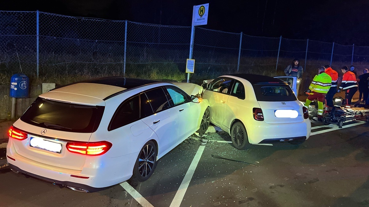 POL-AC: Führerschein und Auto nach Unfall einbehalten - Foto: presseportal.de