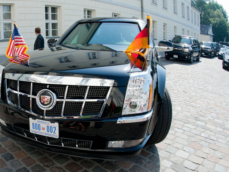 Steht ein gepanzerter Cadillac wie dieser in Deutschland, ist ein US-Präsident nicht weit. - Foto: picture alliance / dpa