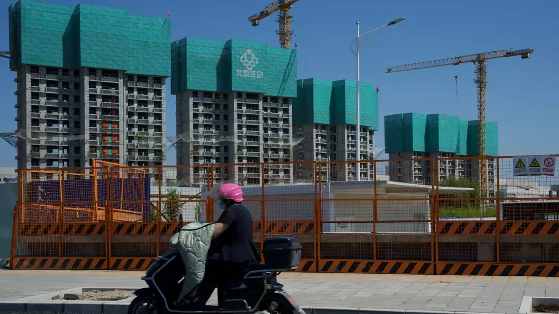 Chinas Regierung will mit umgerechnet Milliarden von Euro seinen Wohnungsmarkt stabilisieren. (Archivbild)   - Bild: Vincent Thian/AP