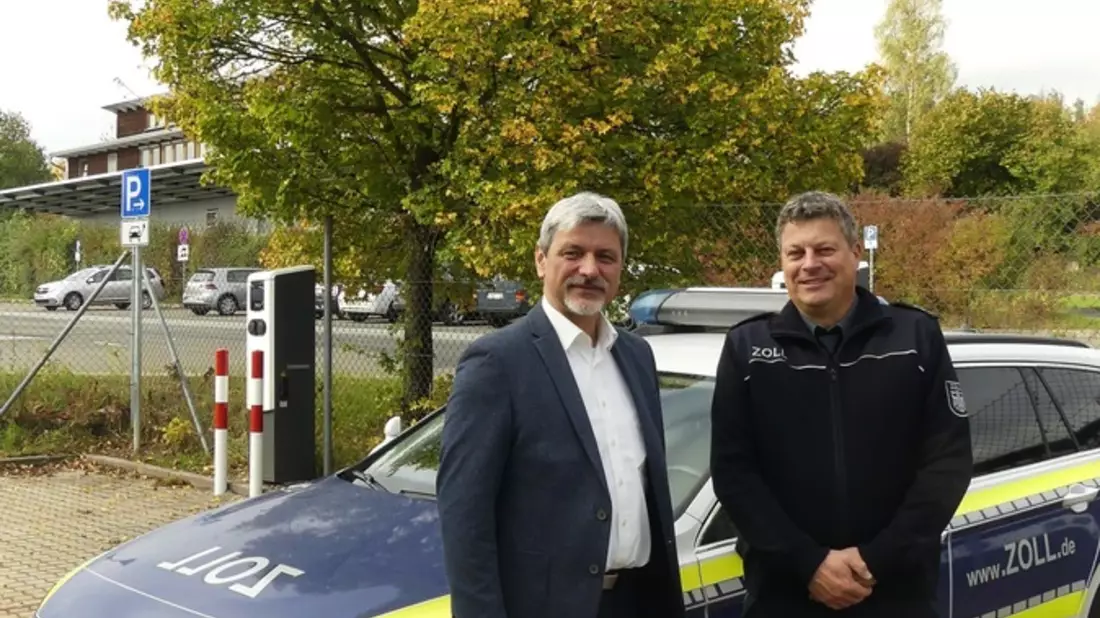 HZA-R: Wichtige Personaländerung in der Zollverwaltung Furth im Wald: Thomas Schell übernimmt Leitung der Kontrolleinheit Verkehrswege Furth im Wald - Bild: presseportal.de