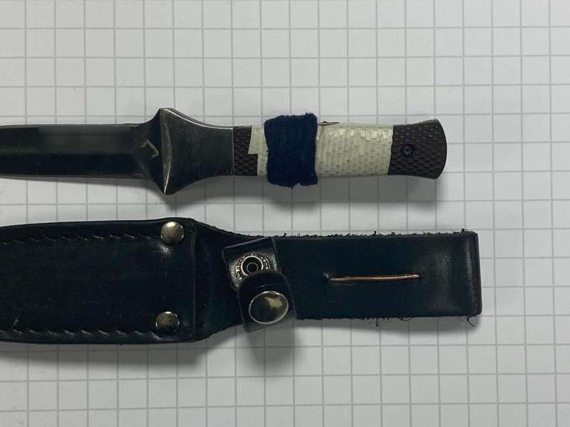 BPOL NRW: Bundespolizei stellt augenscheinlich Hilflosen mit Dolch - Foto: presseportal.de