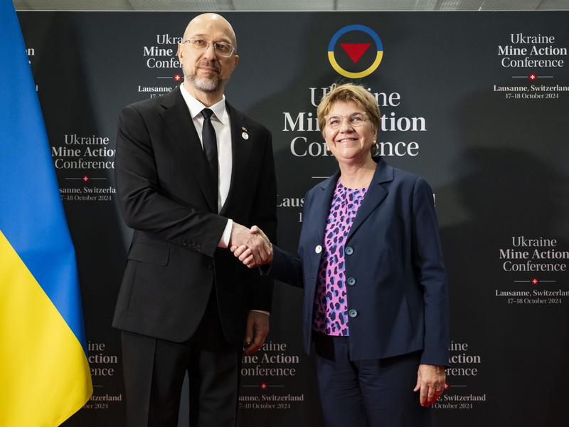 Deutschland gehört zu den größten Geberländern für Minenräumprogramme in der Ukraine. - Foto: Jean-Christophe Bott/KEYSTONE/dpa