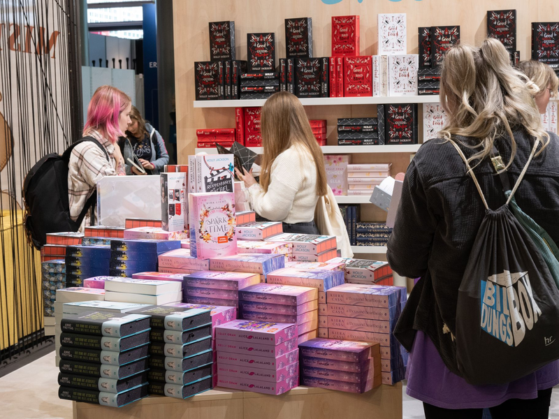 Der Stand des Lyx-Verlags auf der Frankfurter Buchmesse.  - Foto: Boris Roessler/dpa