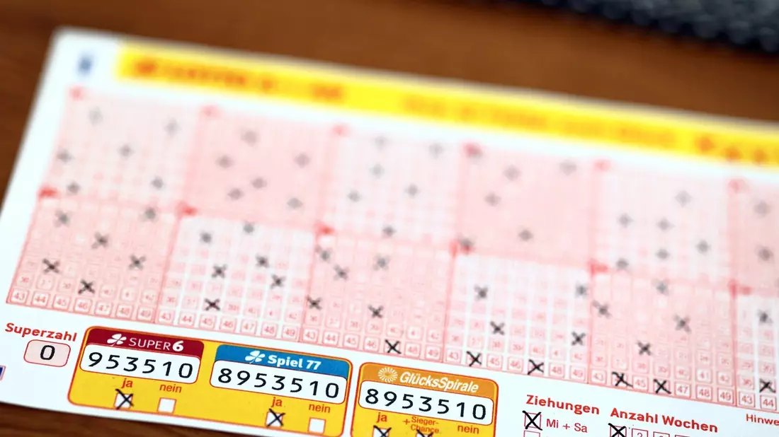 Spiel 77: Millionär im Raum Bottrop / Rund 1,4 Millionen für ein Ja - Bild: presseportal.de