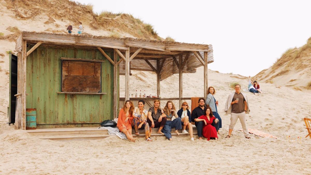 FESTE & FREUNDE - Ab 2. Januar 2025 im Kino - Foto: presseportal.de