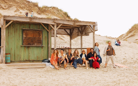 FESTE & FREUNDE - Ab 2. Januar 2025 im Kino - Foto: presseportal.de