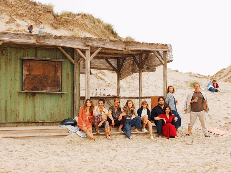 FESTE & FREUNDE - Ab 2. Januar 2025 im Kino - Foto: presseportal.de