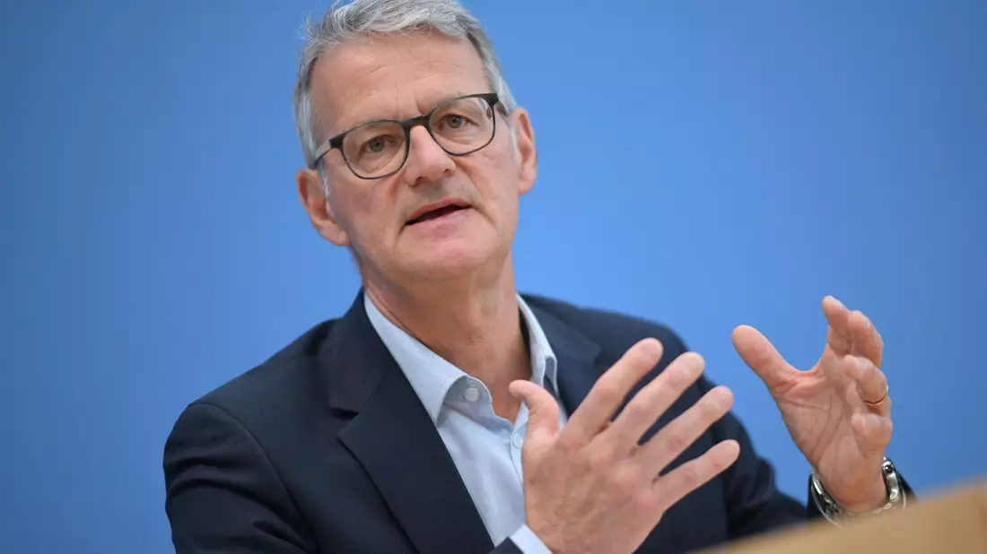 Der Chef der Deutschen Krankenhausgesellschaft, Gerald Gaß, kann sich vorstellen, dass bis zu 400 Krankenhäuser im Land schließen. (Archivbild) - Bild: Britta Pedersen/dpa