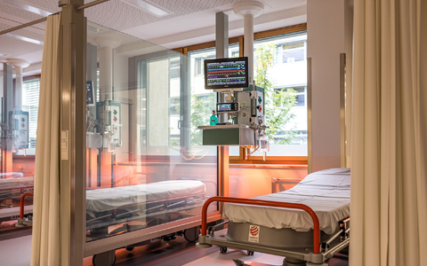 Für bestimmte Leistungen wie Notaufnahmen soll es Zuschläge geben. (Archivbild) - Foto: Frank Hammerschmidt/dpa