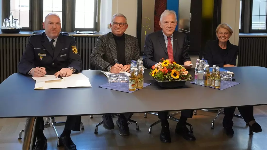 POL-HN: Heilbronn: Gemeinsame Pressemitteilung des Ministeriums des Inneren, für Digitalisierung und Kommunen Baden Württemberg und der Stadt Heilbronn - Bild: presseportal.de