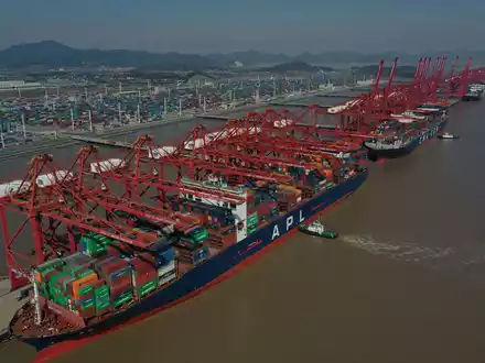 Chinas Wirtschaft ist im dritten Quartal erneut langsamer gewachsen. (Archivbild). - Foto: Huang Zongzhi/XinHua/dpa