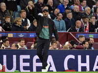 Freut sich auf ein Champions-League-Duell der Extra-Klasse: Bayern-Trainer Vincent Kompany. - Foto: Peter Kneffel/dpa