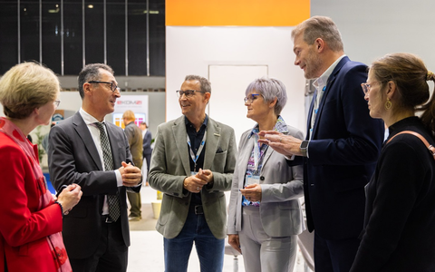 Starke VITAKO Präsenz bei Smart Country Convention: Besuch von BM Cem Özdemir am Stand, erfolgreiche Partnerschaften, Veranstaltungen & innovative Impulse für Digitalisierung im öffentlichen Sektor - Foto: presseportal.de