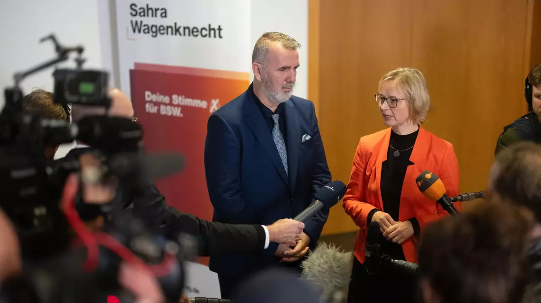BSW stellt Bedingung vor Koalitionsverhandlungen  - Bild: Michael Reichel/dpa