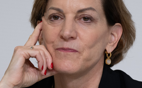 Anne Applebaum wird am Sonntag mit dem Friedenspreis ausgezeichnet. - Foto: Boris Roessler/dpa