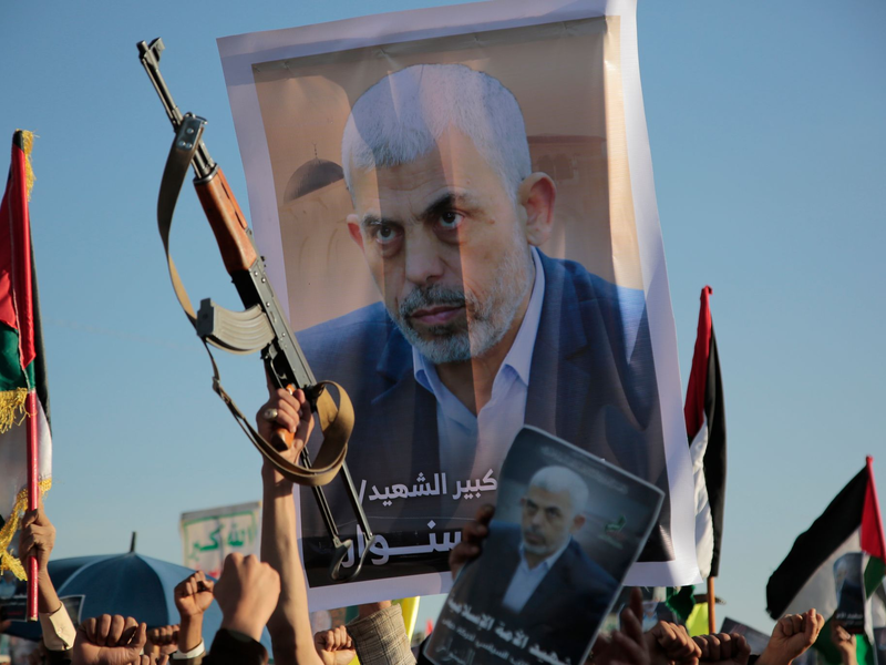 Immer wieder greift die Huthi-Miliz Israel mit Raketen und Drohnen an. (Archivbild) - Foto: Osamah Abdulrahman/AP/dpa