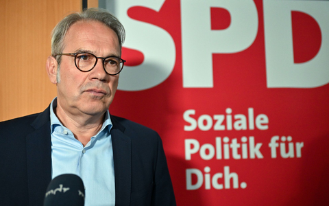 SPD-Chef Maier ist pessimistisch, dass es zu einer Brombeer-Koalition in Thüringen kommt - Foto: Martin Schutt/dpa SPD-Chef Maier ist pessimistisch, dass es zu einer Brombeer-Koalition in Thüringen kommt - Foto: Martin Schutt/dpa