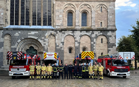 FW Xanten: Erfolgreiche Ausbildung zum Drehleitermaschinisten - Foto: presseportal.de