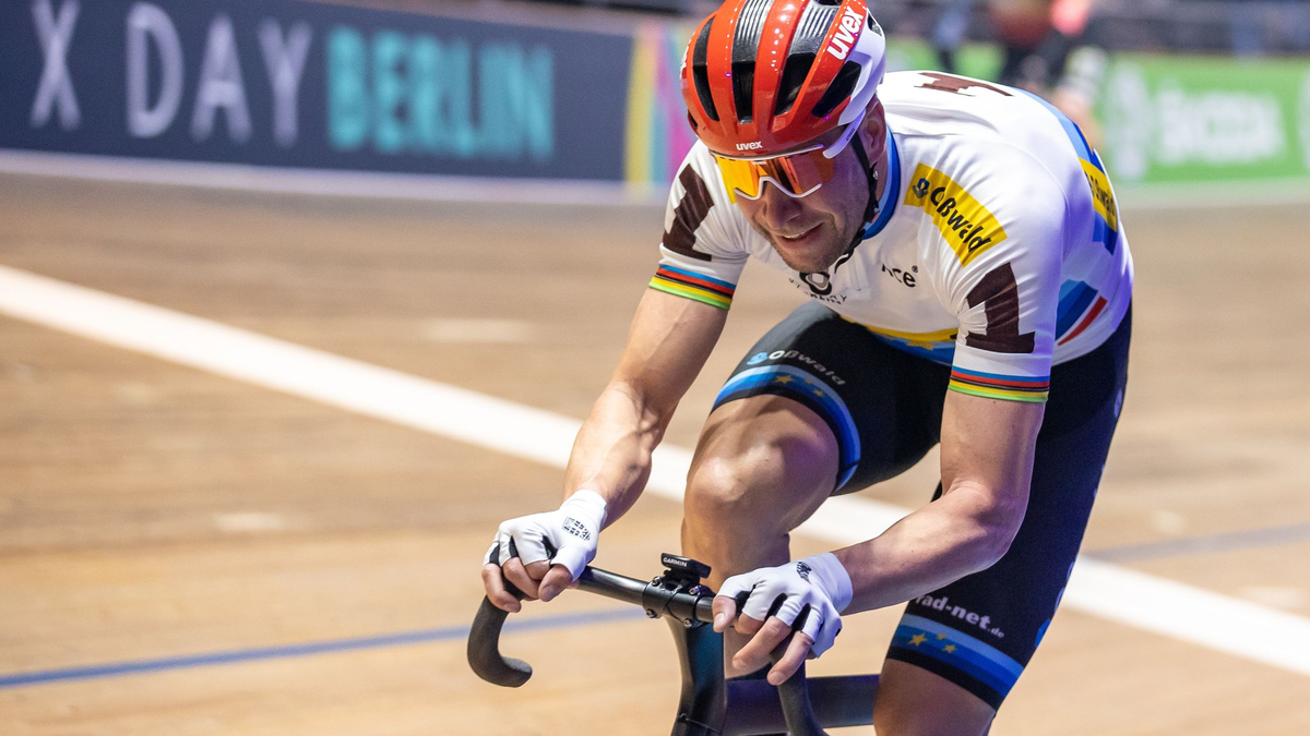 Feiert zum dritten Mal den WM-Titel im Madison: Roger Kluge - Foto: Andreas Gora/dpa