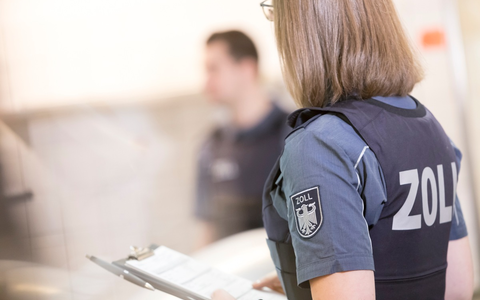 HZA-SW: Schweinfurter Zoll an bundesweiter Mindestlohnsonderprüfung beteiligt - Zahlreiche Ermittlungsverfahren eingeleitet - Foto: presseportal.de