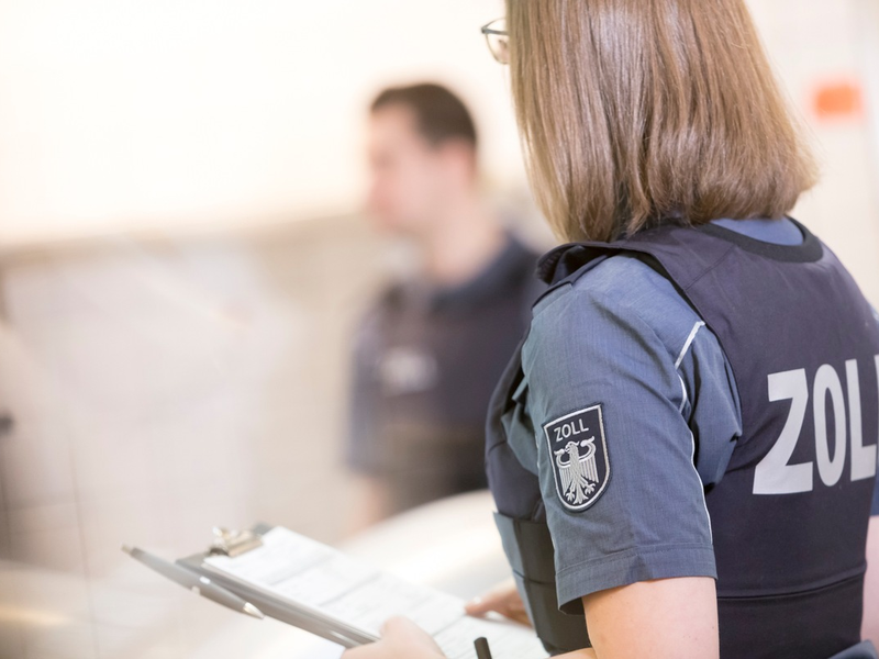 HZA-SW: Schweinfurter Zoll an bundesweiter Mindestlohnsonderprüfung beteiligt - Zahlreiche Ermittlungsverfahren eingeleitet - Foto: presseportal.de