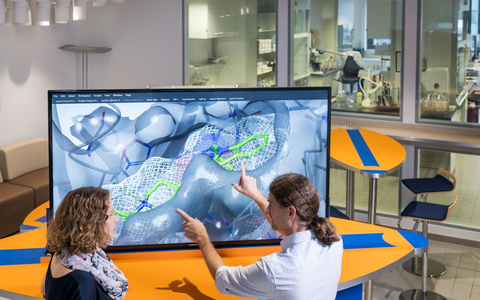 Mit KI schneller zu innovativen Arzneimitteln / Sanofi präsentiert beim Digital-Gipfel 2024 moderne Ansätze - Foto: presseportal.de