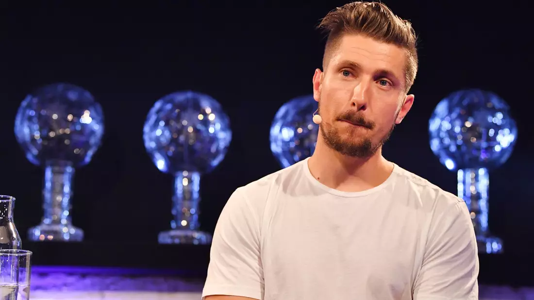 Arbeitet an seinem Weltcup-Comeback: Der österreichische Ski-Star Marcel Hirscher. - Bild: Kerstin Joensson/AP/dpa