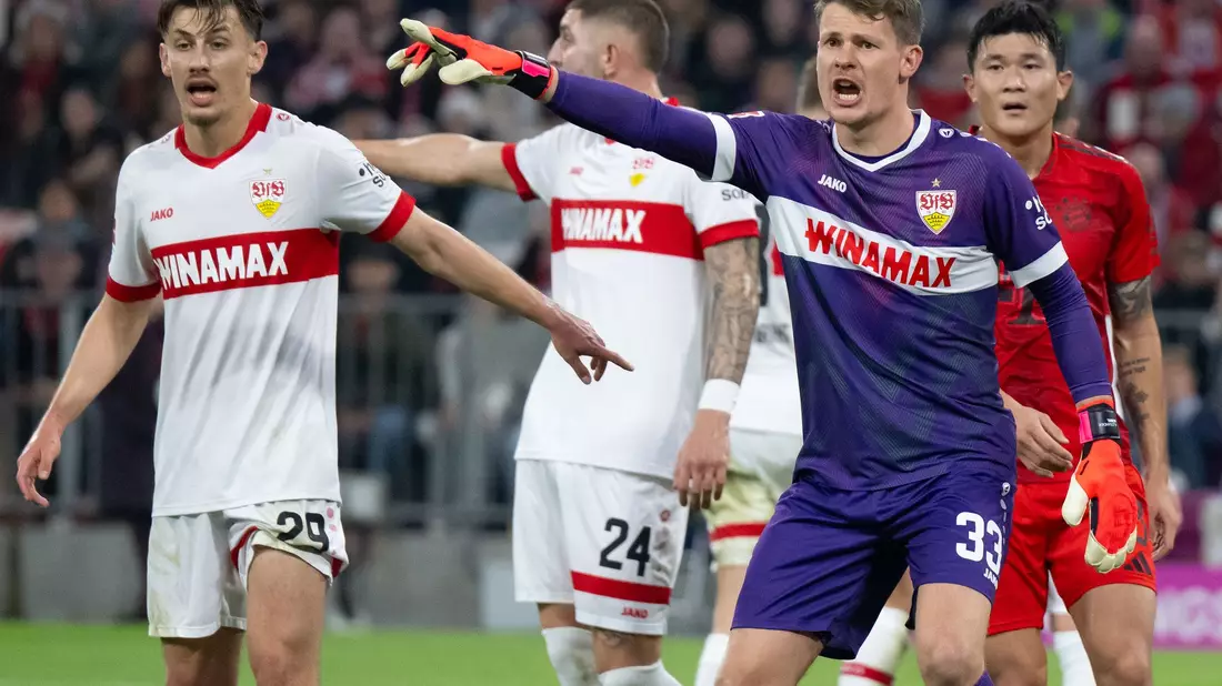 Am Dienstag sind Alexander Nübel (2. v. r.) und der VfB Stuttgart bei Juventus Turin zu Gast. - Bild: Sven Hoppe/dpa