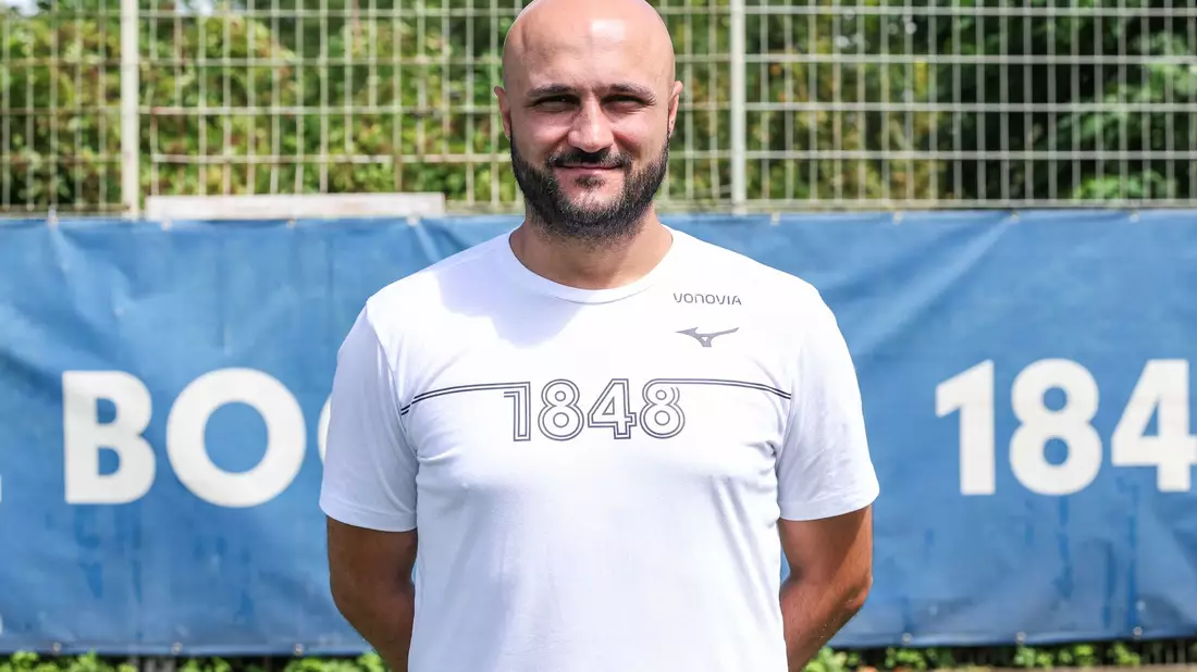 Murat Ural arbeitet vorerst zusammen mit Markus Feldhoff beim VfL Bochum. - Bild: Tim Rehbein/dpa