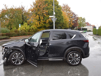 POL-HF: Zusammenstoß im Einmündungsbereich- Mazda-Fahrerin verletzt - Foto: presseportal.de