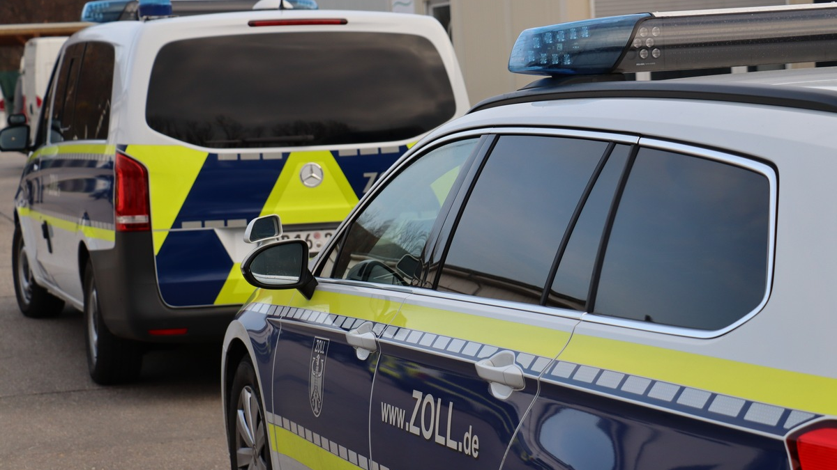 HZA-DD: Zoll geht bei bundesweiter Mindestlohnsonderprüfung gegen Schwarzarbeit vor - Foto: presseportal.de