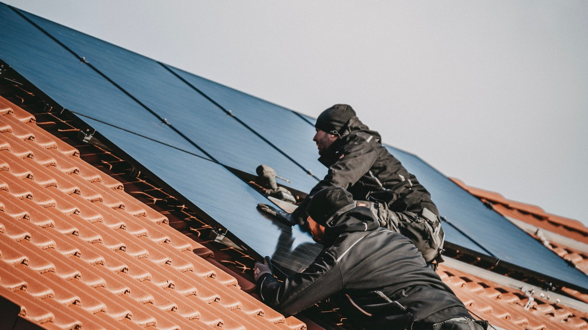 Mit der SunSpace Solar GmbH zur eigenen PV-Anlage auf Spezialdächern - Foto: presseportal.de