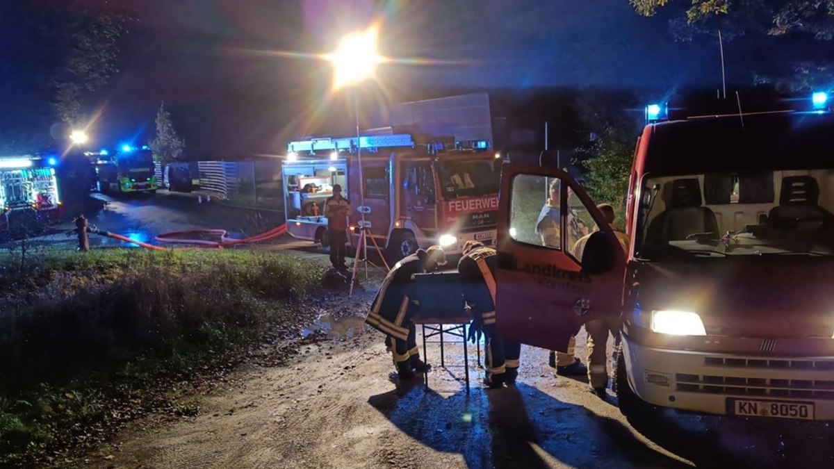 FW Konstanz: Übung der Gefahrstoffeinheit - Foto: presseportal.de