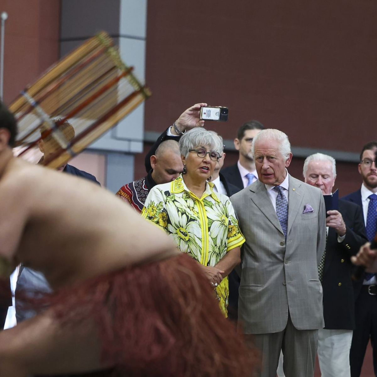 Traditionelle Tänze sind in der Kultur der First Nations sehr wichtig. - Foto: Toby Mellville/PA Wire/dpa