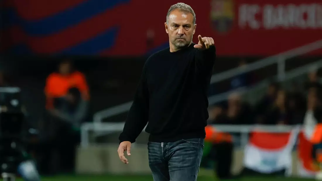 Hansi Flick weist als Trainer in Barcelona erfolgreich den Weg. In der Champions League kommt es für ihn zum spannenden Wiedersehen mit dem FC Bayern.  - Bild: Joan Monfort/AP/dpa